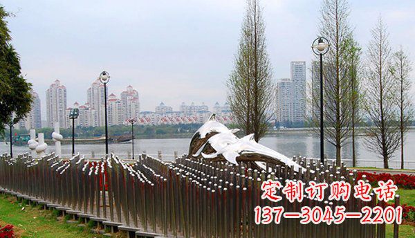 信阳动物主题不锈钢海豚雕塑