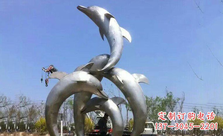 信阳品质精美的不锈钢海豚雕塑