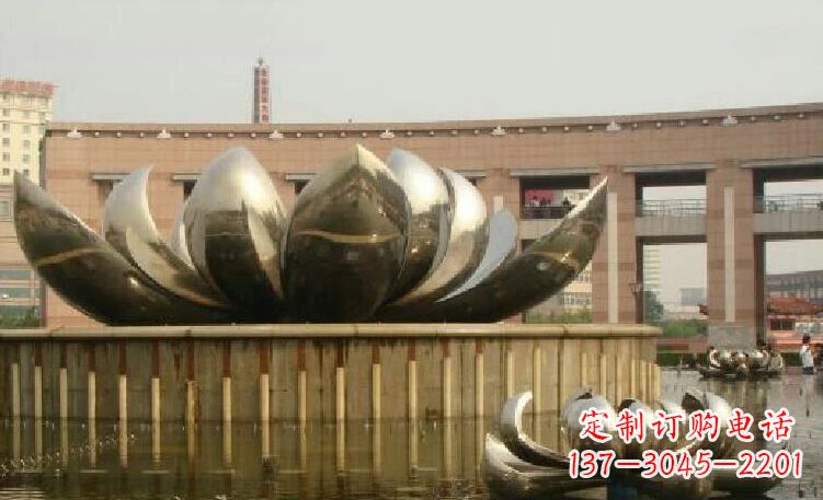 信阳廊中领雕塑优质的不锈钢荷花雕塑