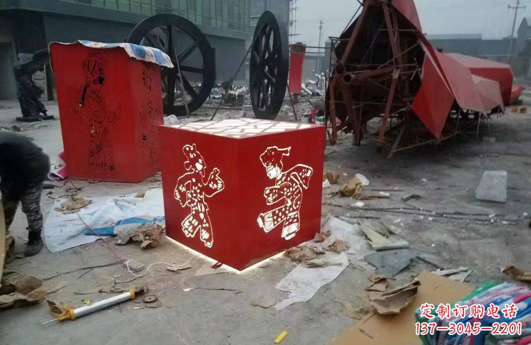 信阳高品质不锈钢皮影戏人物雕塑