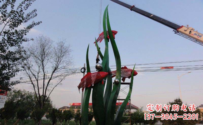 信阳欧洲风格鲤鱼不锈钢雕塑