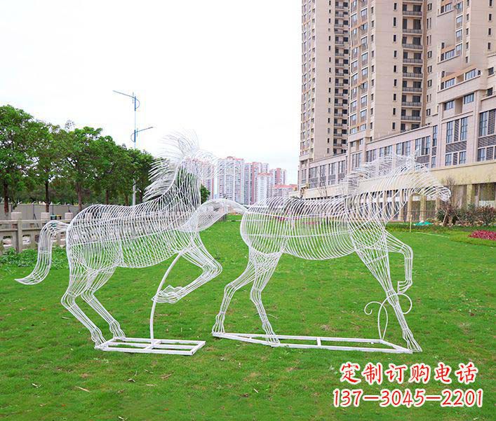 信阳不锈钢马雕塑