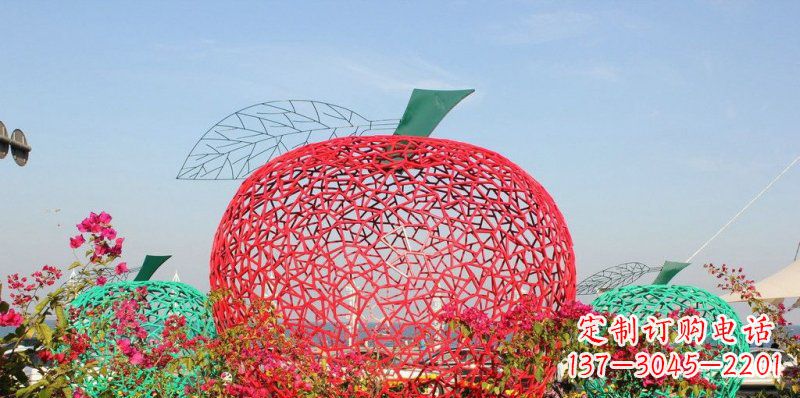 信阳高品质镂空不锈钢苹果雕塑