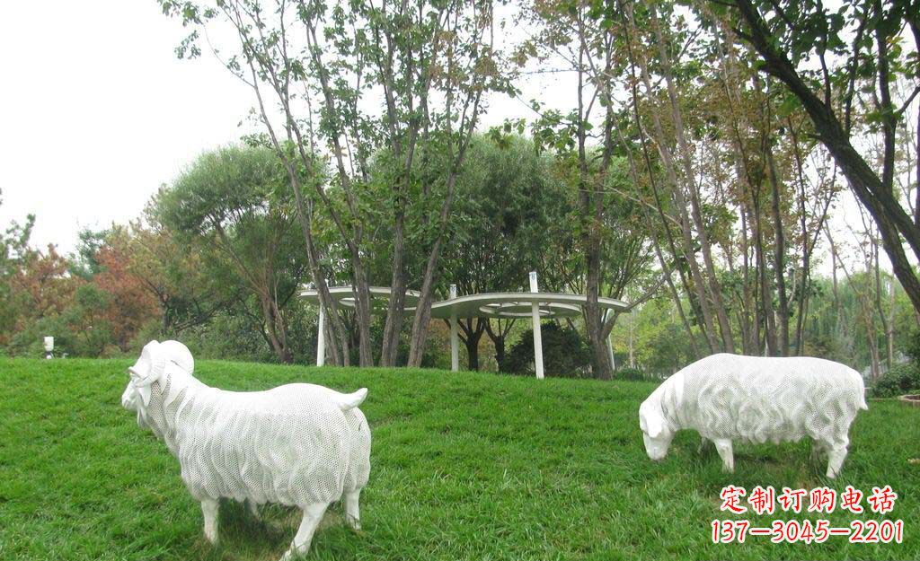 信阳品质精致的不锈钢绵羊雕塑