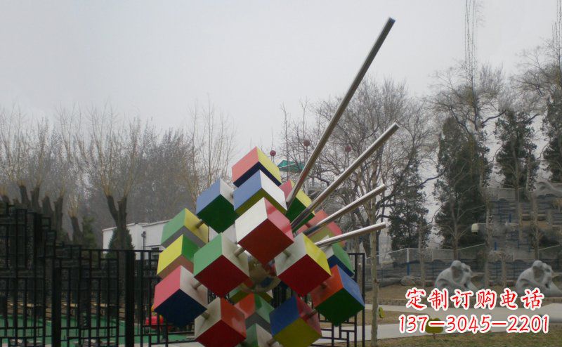 信阳不锈钢魔方雕塑,玩转您的公园