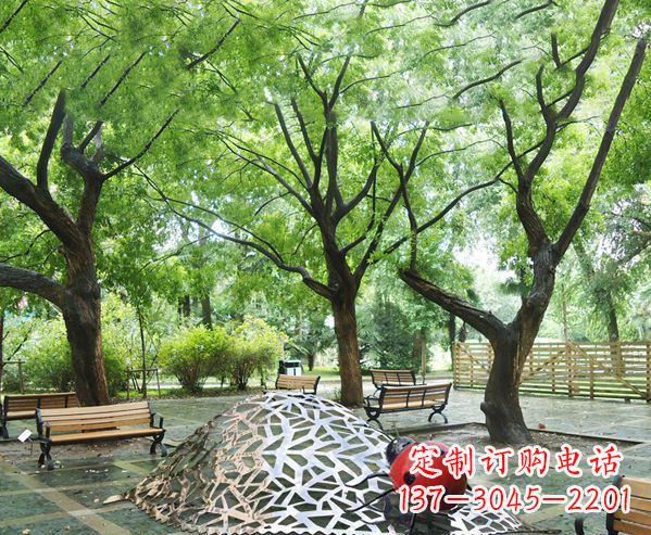 信阳悠久活力-不锈钢瓢虫雕塑
