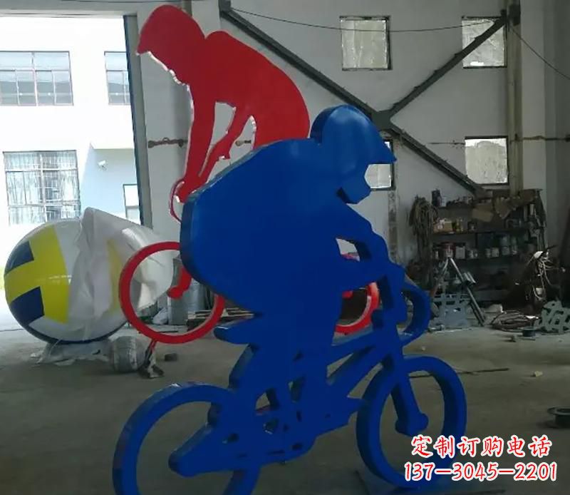 信阳公园不锈钢骑自行车运动人物雕塑
