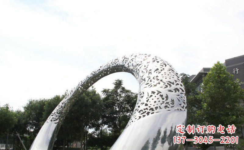 信阳优雅定制不锈钢圆形拱门雕塑