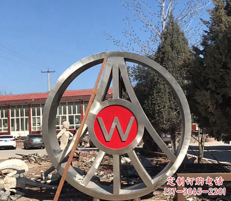 信阳精美的不锈钢圆球字母景观雕塑