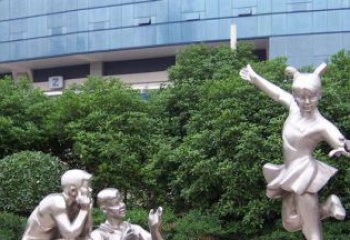 信阳优质不锈钢学生人物雕塑