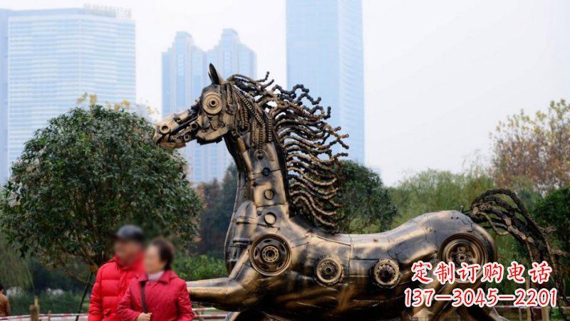 信阳公园抽象机械马动物铜雕