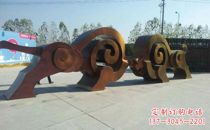 信阳公园抽象牛动物铜雕