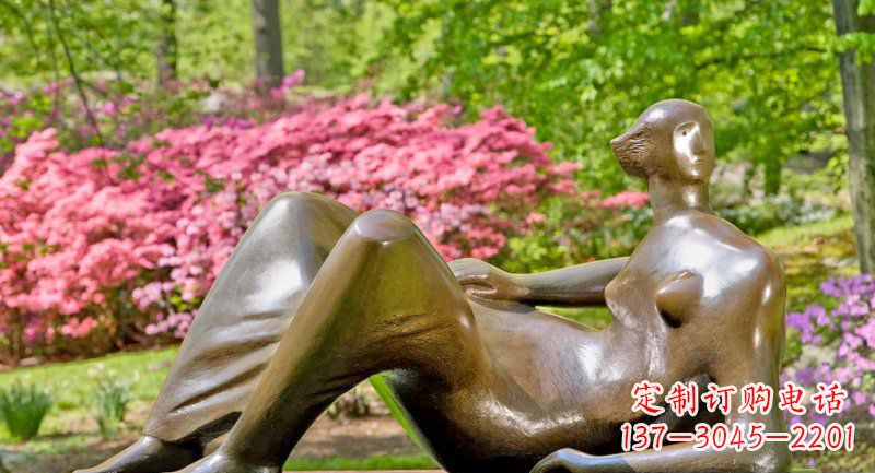 信阳铜雕精美女人人物雕塑