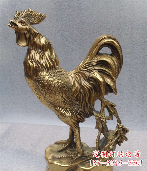 信阳经典公鸡铜雕