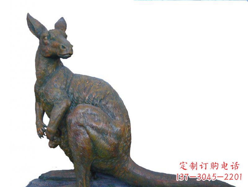 信阳精致工艺铜袋鼠雕塑