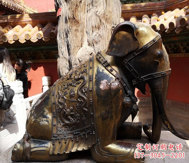信阳公园动物大象铜雕