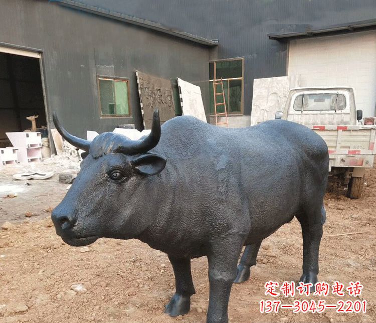 信阳公园动物铜雕牛