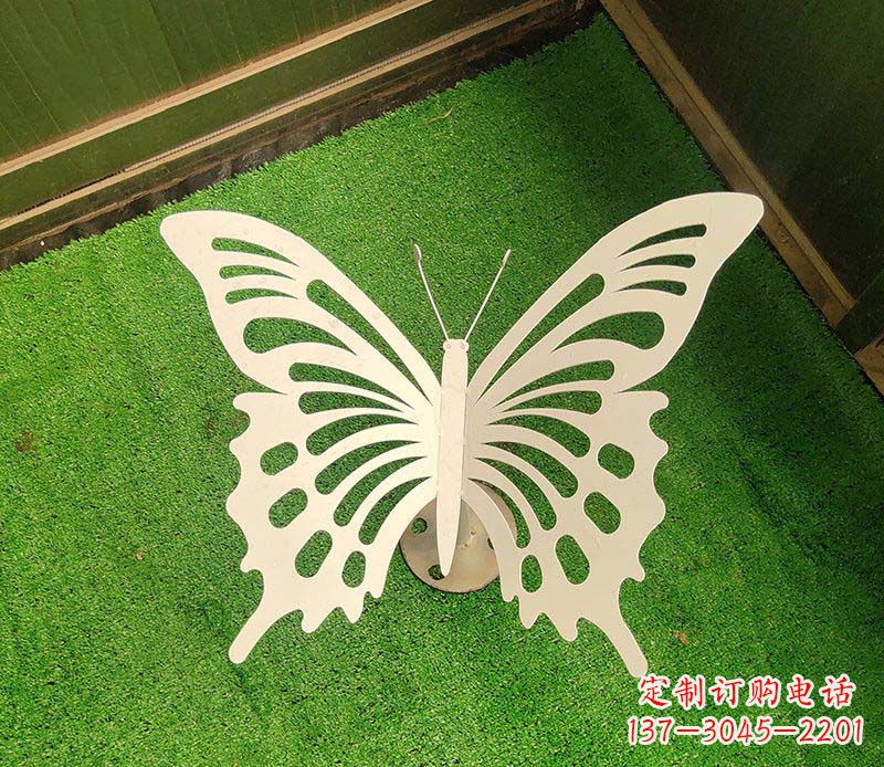 信阳优雅迷人的蝴蝶不锈钢雕塑
