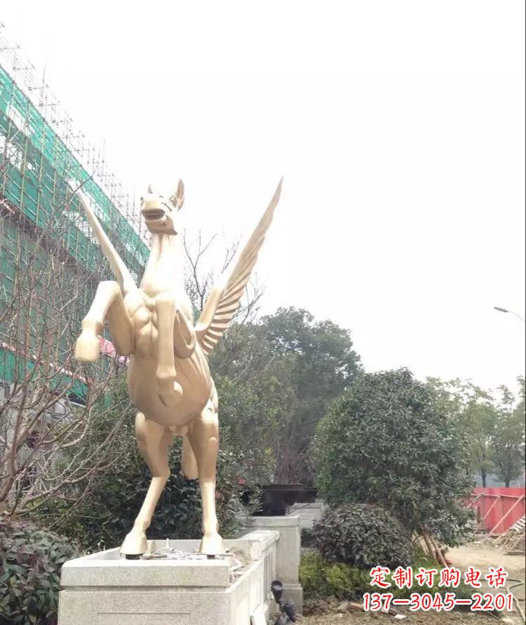 信阳公园飞马玻璃钢仿铜雕塑