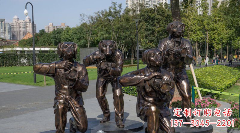 信阳公园装饰雕塑——可爱活泼的狗雕塑