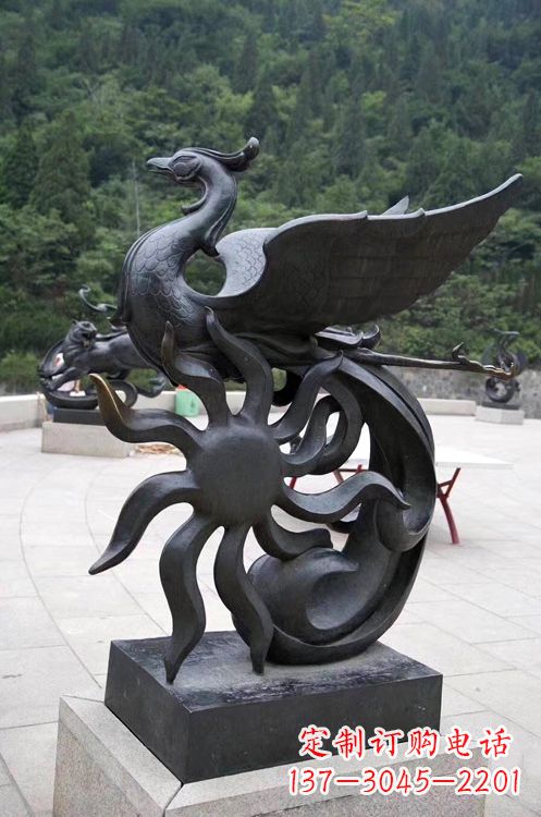 信阳天四灵朱雀神鸟雕塑——象征希望的贵族精神