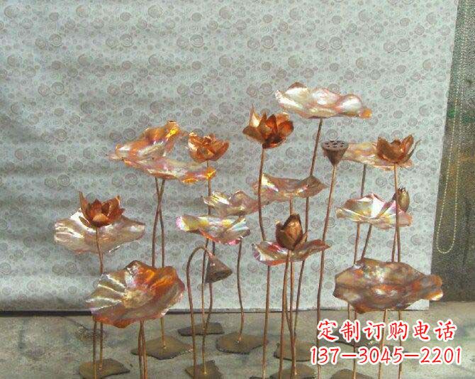 信阳荷花风情铜雕