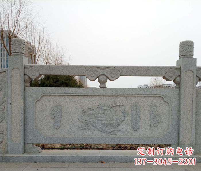 信阳公园户外栏板石雕