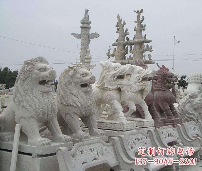 信阳新中式金色狮子雕塑