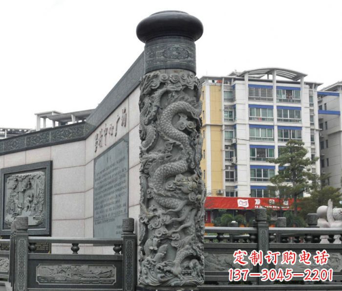 信阳传承中国古典文化的雕刻龙柱雕塑