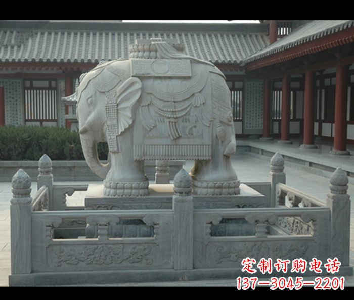 信阳公园景观驮宝大象石雕