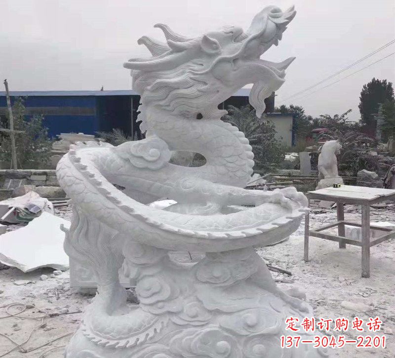 信阳公园景区盘龙石雕