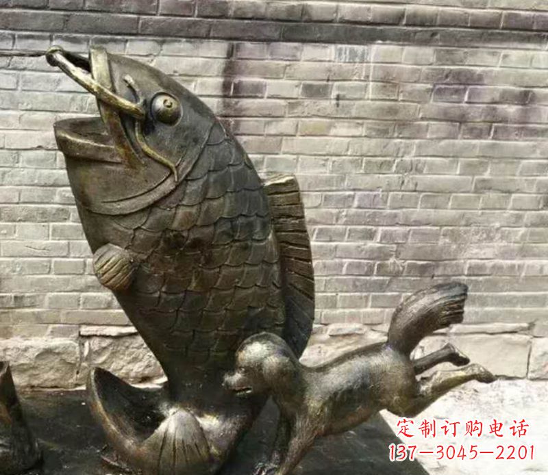 信阳优雅艺术的鲤鱼铜雕