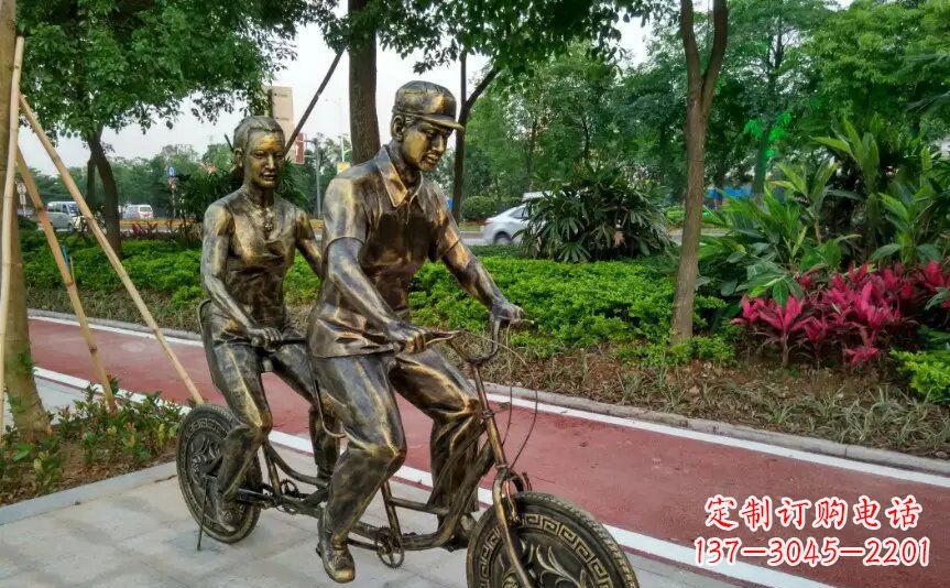 信阳集休闲、健身、艺术於一体的自行车雕塑