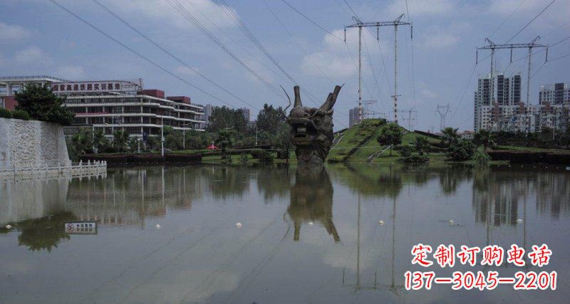 信阳公园龙头景观铜雕