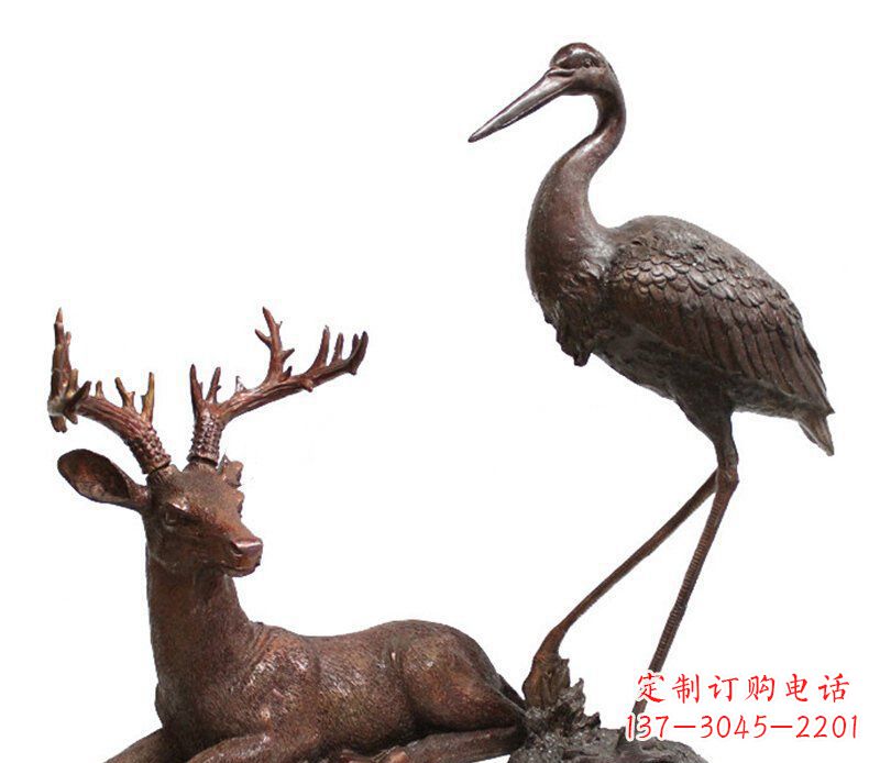 信阳公园鹿仙鹤动物铜雕