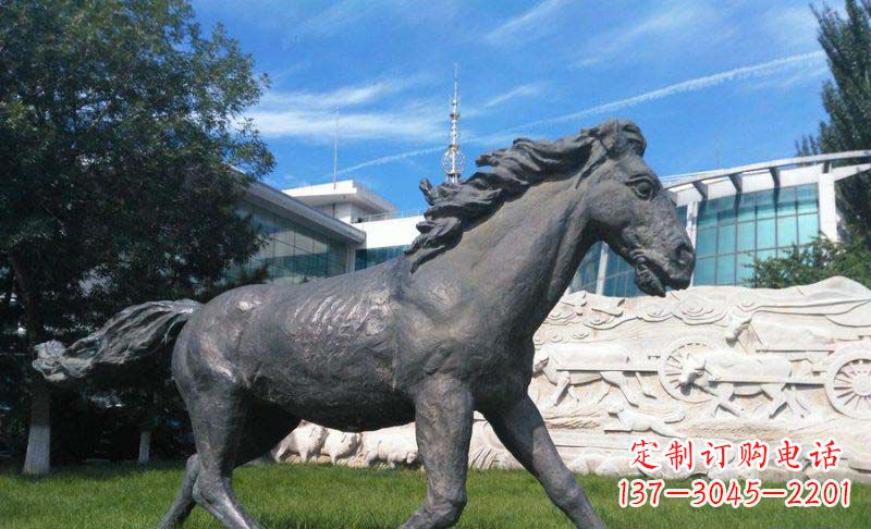 信阳马动物铜雕塑