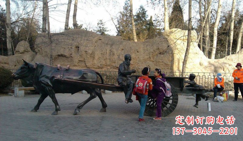 信阳传承历史,记录岁月——领雕塑定制小孩雕塑