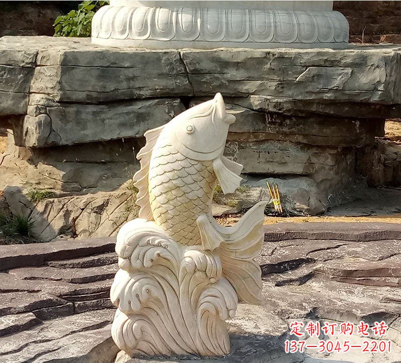 信阳室外公园鲤鱼石雕装饰