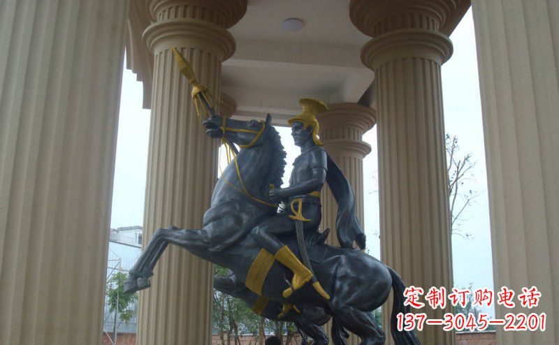 信阳公园骑马的罗马士兵人物铜雕
