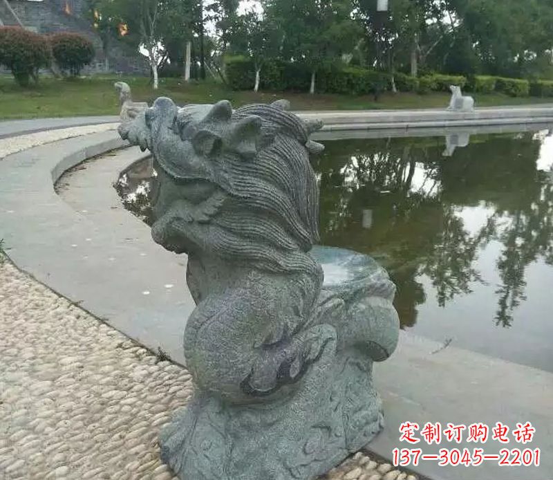 信阳中国十二生肖石雕