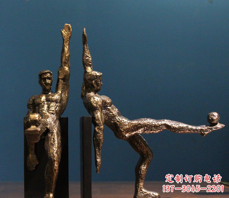 信阳高雅足球形象铜雕