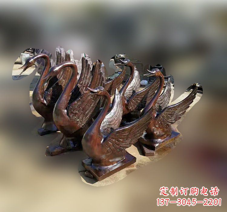 信阳公园铜雕天鹅