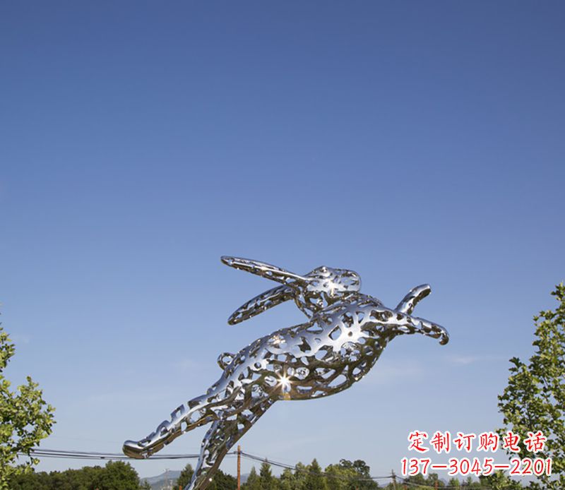 信阳不锈钢兔子雕塑