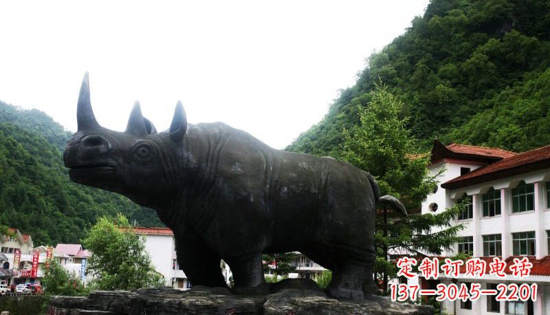 信阳艺术犀牛石雕