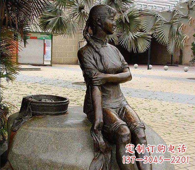 信阳中领雕塑定制,洗衣服的女孩铜雕塑