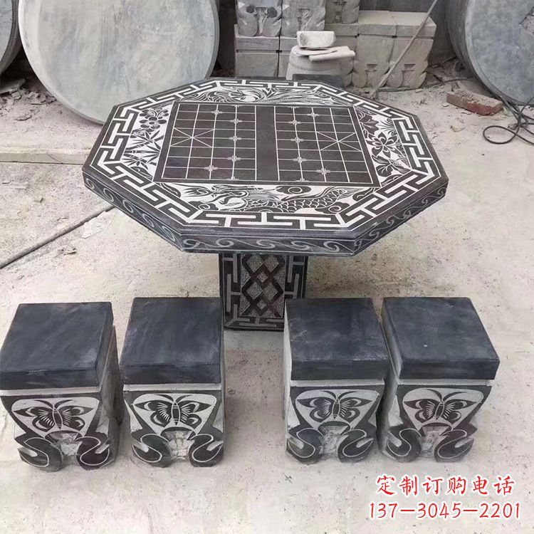 信阳中领雕塑精美的石桌凳雕塑
