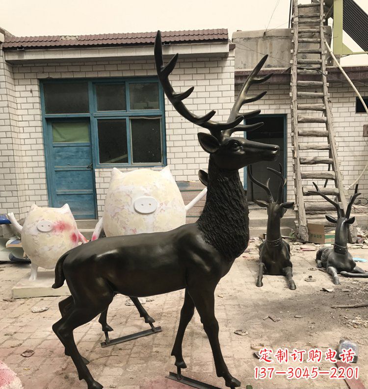 信阳公园动物铜雕