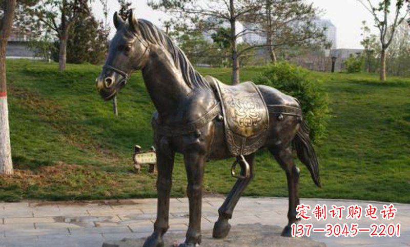 信阳公园铸铜马