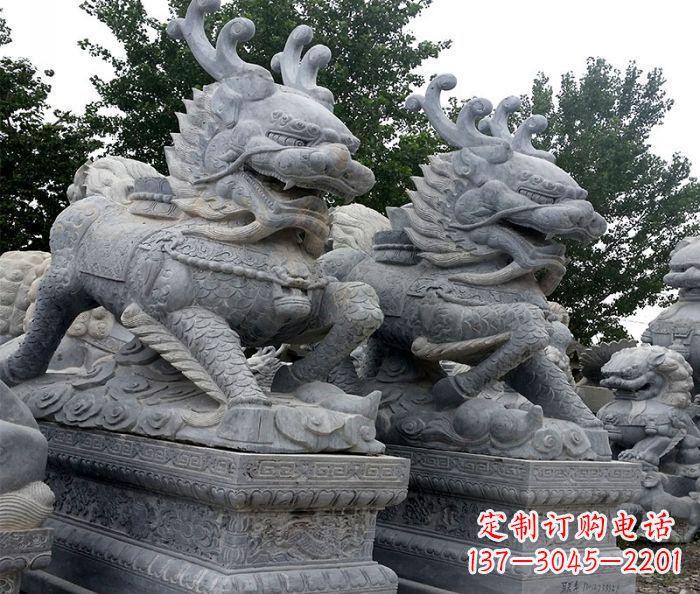 信阳古典精美麒麟雕塑