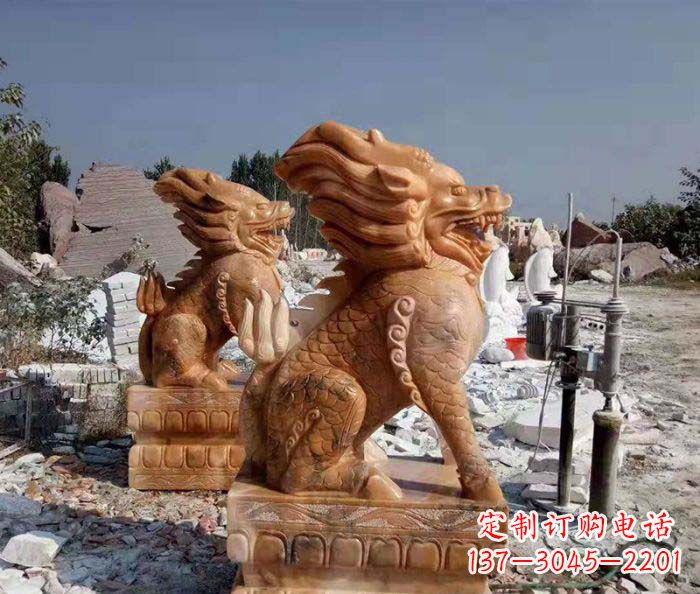 信阳精美绝伦,古典神兽晚霞红石雕麒麟